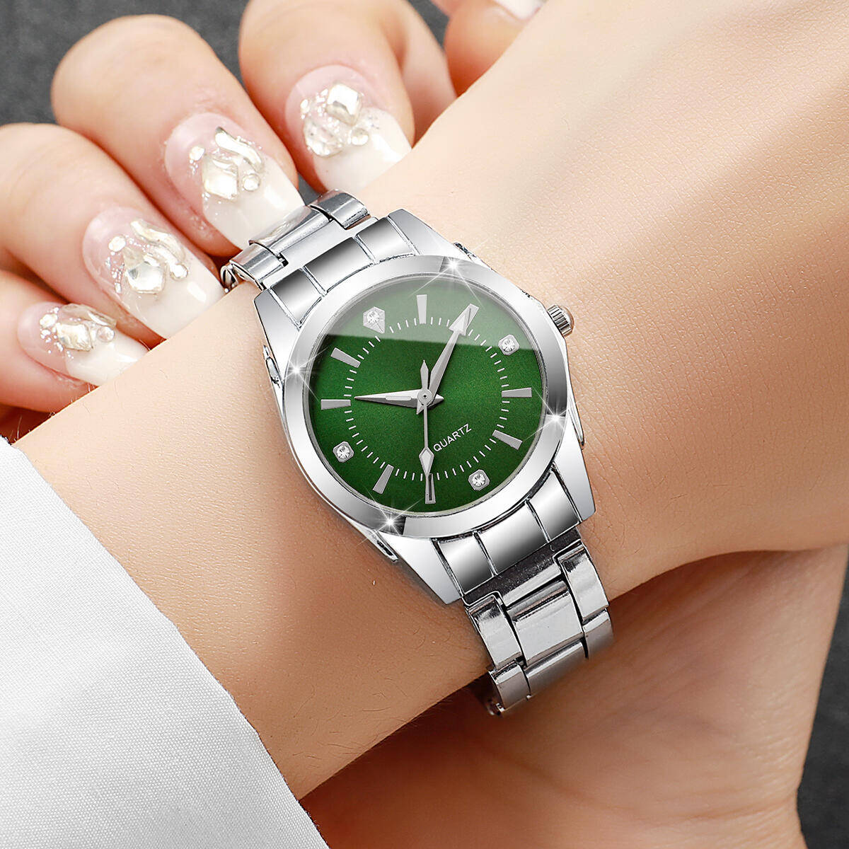 Jam Tangan Wanita Berlian Imit - Luxury Watch Storage ulasan dan harga